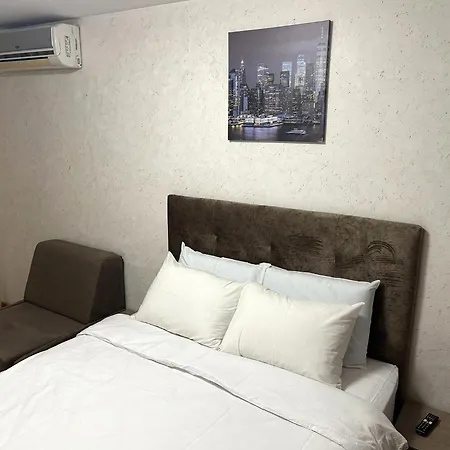 серес Apartment *